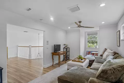 Entry Way - 4786 Ridgewood Rd E, Boynton Beach, FL 33436 photo 12 of 14