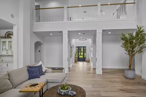 Entry Way - 4786 Ridgewood Rd E, Boynton Beach, FL 33436 photo 4 of 14