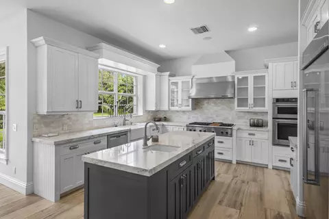 Kitchen - 4786 Ridgewood Rd E, Boynton Beach, FL 33436 photo 2 of 8