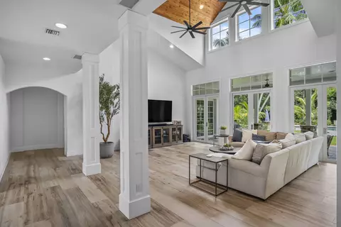 Living - 4786 Ridgewood Rd E, Boynton Beach, FL 33436 photo 1 of 2