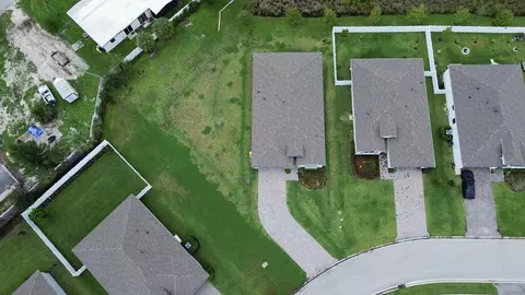 View/Area - 5788 SE Skyblue Cir, Stuart, FL 34997 photo 3 of 9
