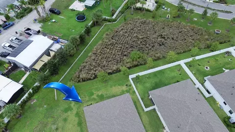 View/Area - 5788 SE Skyblue Cir, Stuart, FL 34997 photo 4 of 9