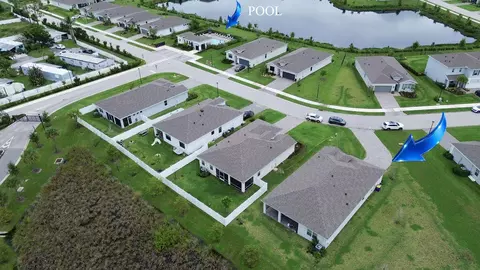View/Area - 5788 SE Skyblue Cir, Stuart, FL 34997 photo 7 of 9