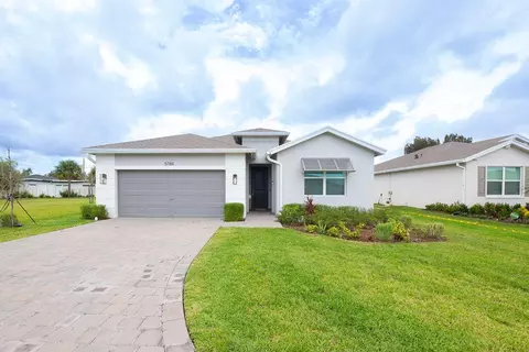 Exterior - 5788 SE Skyblue Cir, Stuart, FL 34997 photo 2 of 16