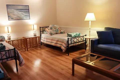Bedroom - 2355 NE 4th St, Pompano Beach, FL 33062 photo 3 of 9