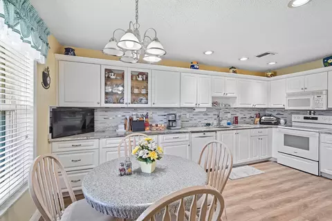 1840 NW 13th St #102, Delray Beach, FL 33445