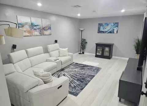 2492 NW 99th Ave, Coral Springs, FL 33065