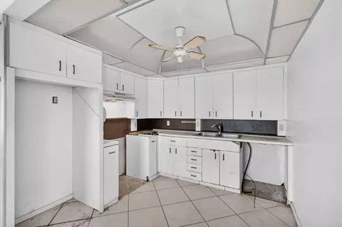 Kitchen - 4044 Wolverton C, Boca Raton, FL 33434 photo 3 of 3