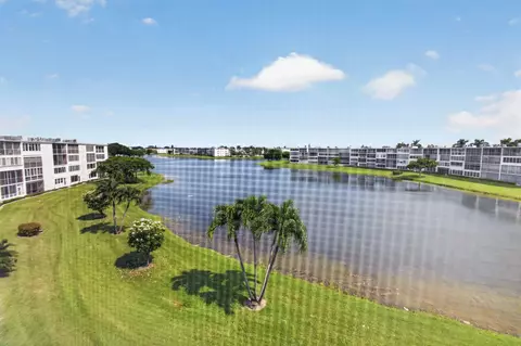 View/Area - 4044 Wolverton C, Boca Raton, FL 33434 photo 1 of 21