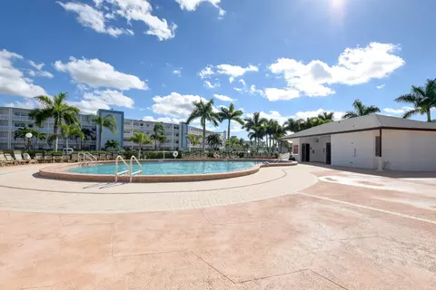 Exterior - 4044 Wolverton C, Boca Raton, FL 33434 photo 9 of 18
