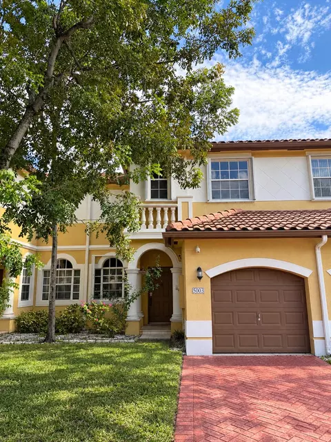 5003 SW 135th Way #5003, Miramar, FL 33027
