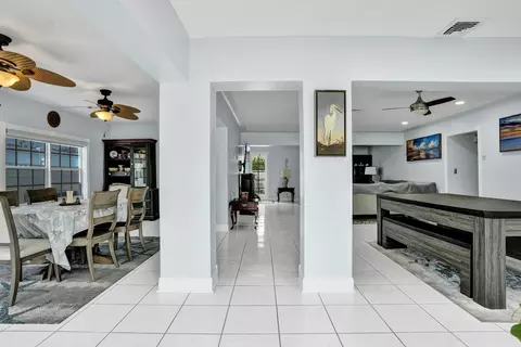 Entry Way - 3207 Leigh Rd, Pompano Beach, FL 33062 photo 1 of 1