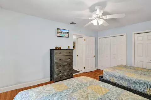 Bedroom - 3207 Leigh Rd, Pompano Beach, FL 33062 photo 5 of 9
