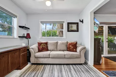 Living - 3207 Leigh Rd, Pompano Beach, FL 33062 photo 3 of 3