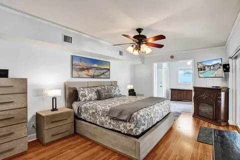 Bedroom - 3207 Leigh Rd, Pompano Beach, FL 33062 photo 8 of 9