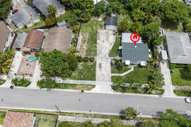 1007 Charles St, West Palm Beach, FL 33401