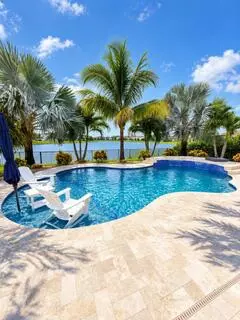 3196 Streng Ln, Royal Palm Beach, FL 33411