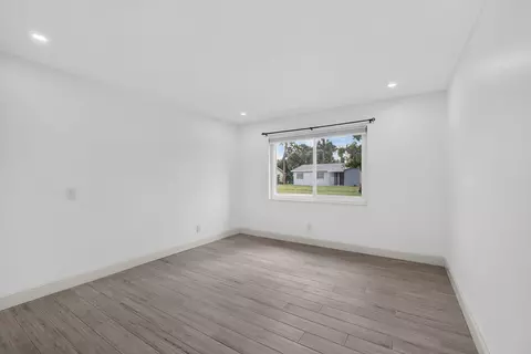 Bedroom - 502 Circle E, Jupiter, FL 33458 photo 2 of 5
