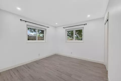 Bedroom - 502 Circle E, Jupiter, FL 33458 photo 4 of 5
