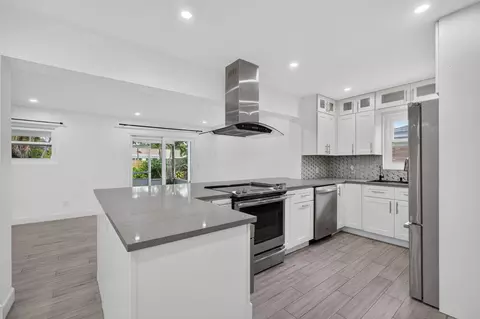 Kitchen - 502 Circle E, Jupiter, FL 33458 photo 1 of 4