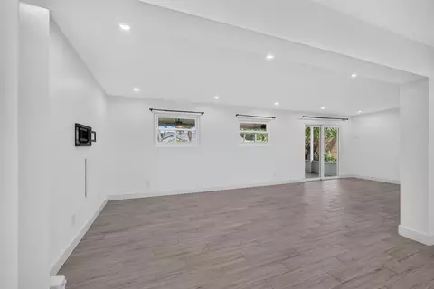 Living - 502 Circle E, Jupiter, FL 33458 photo 2 of 6
