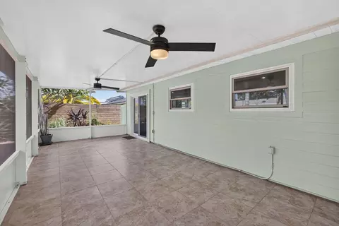 Exterior - 502 Circle E, Jupiter, FL 33458 photo 2 of 8