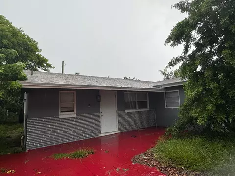 2121 NW 26th Ave, Fort Lauderdale, FL 33311