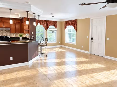 Living - 4760 Sierra Ln, Coconut Creek, FL 33073 photo 1 of 2