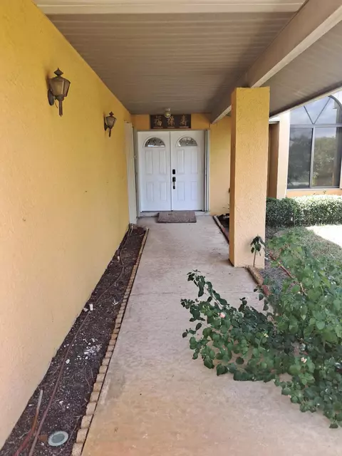 2640 SW Harem Cir, Port Saint Lucie, FL 34953