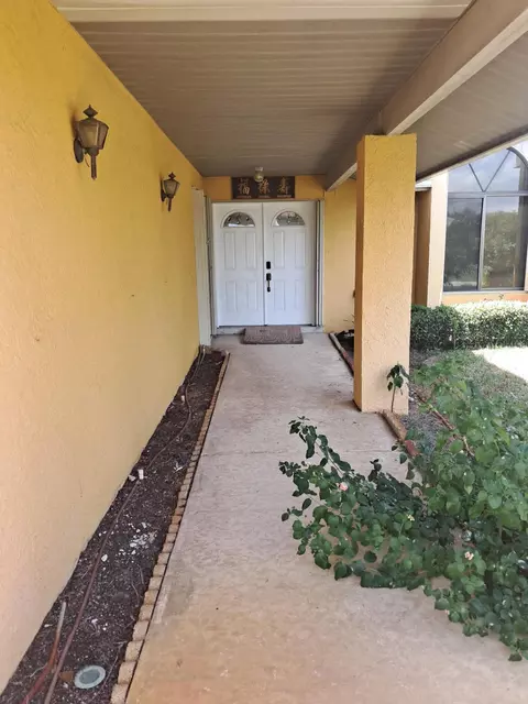 2640 SW Harem Cir, Port Saint Lucie, FL 34953