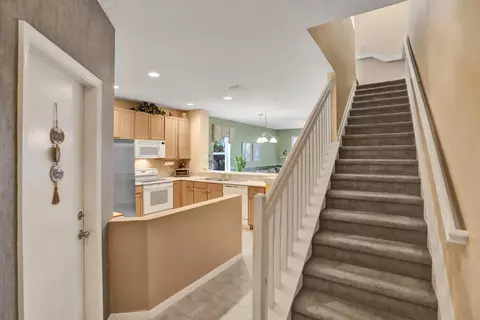 8055 Bellagio Ln, Boynton Beach, FL 33472
