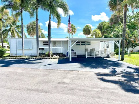 1330 Orchid Ct, Deerfield Beach, FL 33442