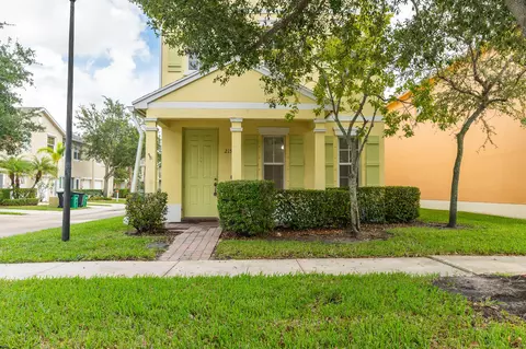 2155 SE Casselberry Dr, Port Saint Lucie, FL 34952
