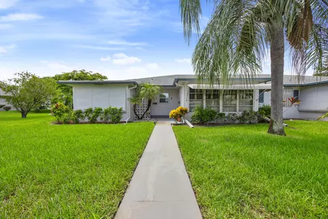 1082 North Dr #B, Delray Beach, FL 33445