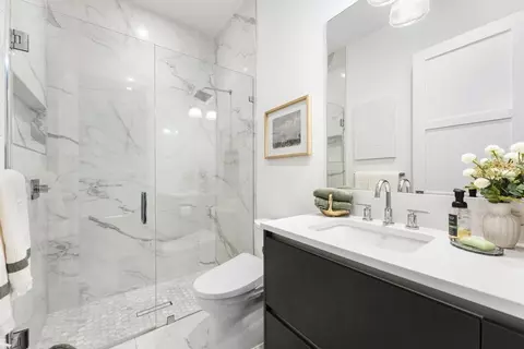 Bath - 18401 Symphony Ct, Jupiter, FL 33458 photo 1 of 6