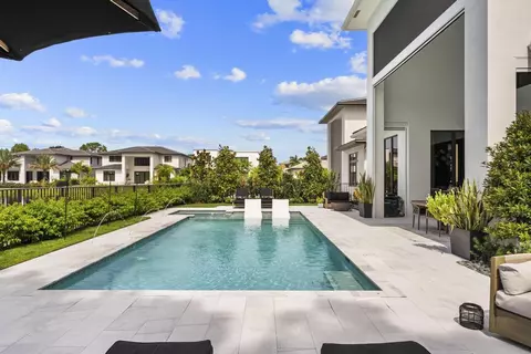 Exterior - 18401 Symphony Ct, Jupiter, FL 33458 photo 19 of 21