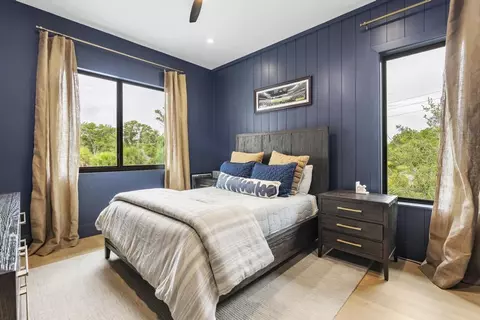 Bedroom - 18401 Symphony Ct, Jupiter, FL 33458 photo 7 of 10