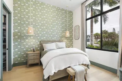 Bedroom - 18401 Symphony Ct, Jupiter, FL 33458 photo 3 of 10