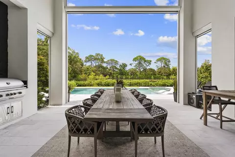 Dining - 18401 Symphony Ct, Jupiter, FL 33458 photo 7 of 7