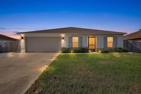 543 SW Kabot Ave, Port Saint Lucie, FL 34953