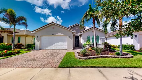 9727 SW Chestwood Ave, Port Saint Lucie, FL 34987