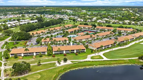 View/Area - 1302 Pinecrest Cir UNIT C, Jupiter, FL 33458 photo 3 of 5