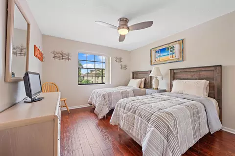 Bedroom - 1302 Pinecrest Cir UNIT C, Jupiter, FL 33458 photo 3 of 3