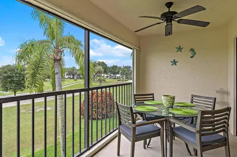 Exterior - 1302 Pinecrest Cir UNIT C, Jupiter, FL 33458 photo 4 of 4