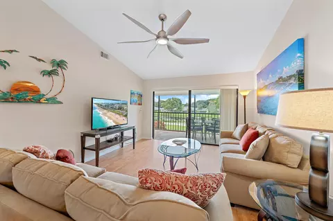 Living - 1302 Pinecrest Cir UNIT C, Jupiter, FL 33458 photo 1 of 2