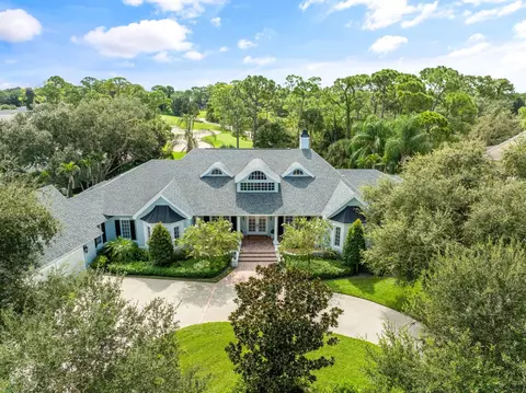 1100 Carolina Cir SW, Vero Beach, FL 32962