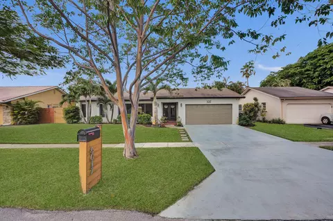5017 SW 87th Ave, Cooper City, FL 33328