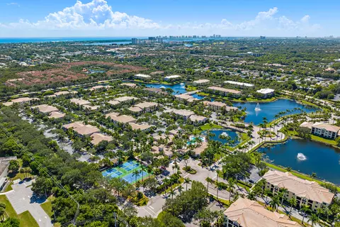 2811 Grande Pkwy, Palm Beach Gardens, FL 33410