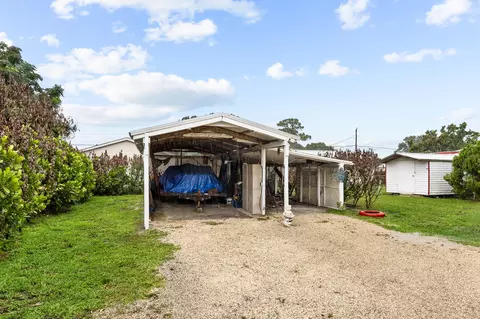 Exterior - 5985 SE 94th Trl, Okeechobee, FL 34974 photo 9 of 9