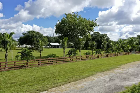 Exterior - 2055 SW 3rd St, Okeechobee, FL 34974 photo 4 of 4